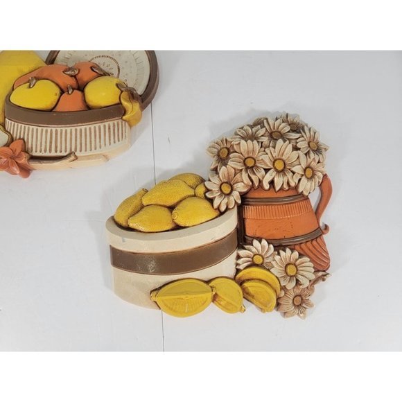 1970s Vintage Homco Syroco Lemon and Daisy Wall Plaque Set 7610 A&B MCM - Picture 3 of 7